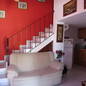 My House - Casa Charme Hébergement de vacances